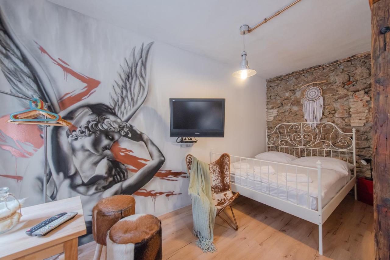 Accommodation At The Zeus Apartment 布拉迪斯拉发 外观 照片